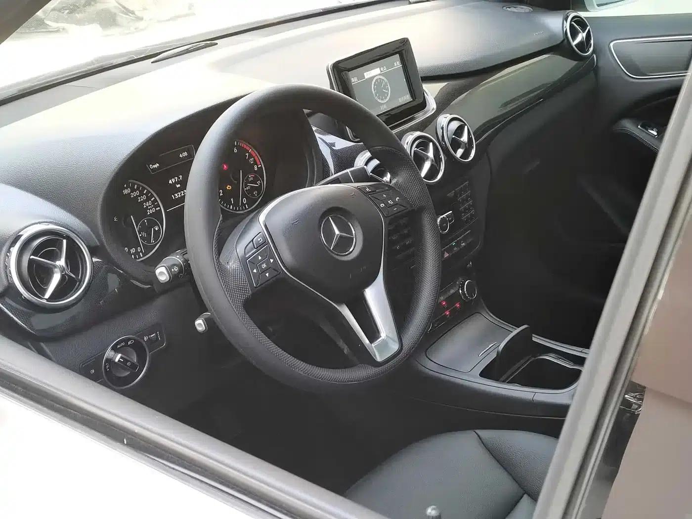 2012 Mercedes-Benz B-Class B 180 — миниатюра 10