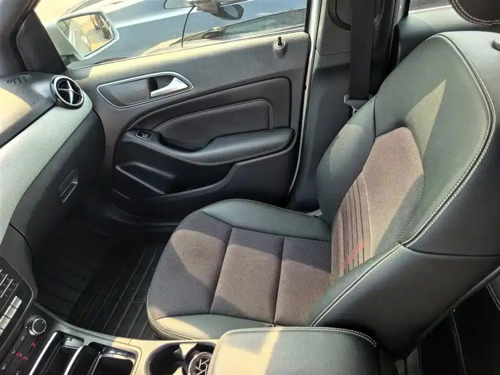 2015 Mercedes-Benz B-Class B 200 Dynamic — миниатюра 11
