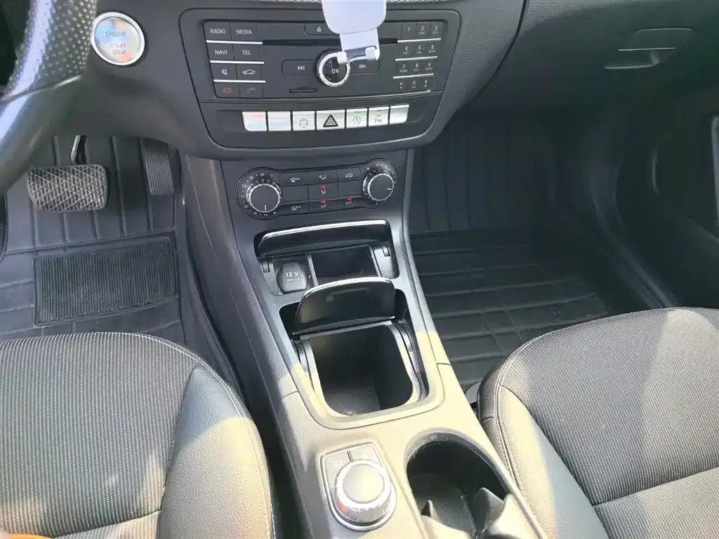 2015 Mercedes-Benz B-Class B 200 Dynamic — миниатюра 14
