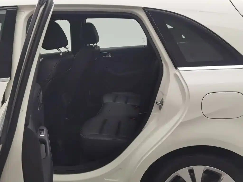 2017 Mercedes-Benz B-Class B 200 Dynamic — миниатюра 15