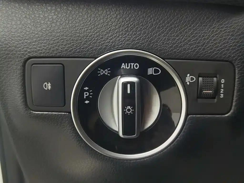 2017 Mercedes-Benz B-Class B 200 Dynamic — миниатюра 21