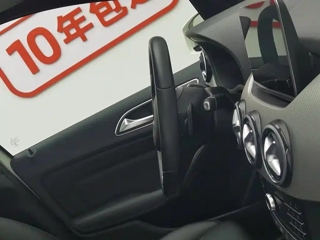 2017 Mercedes-Benz B-Class B 200 Dynamic — миниатюра 22