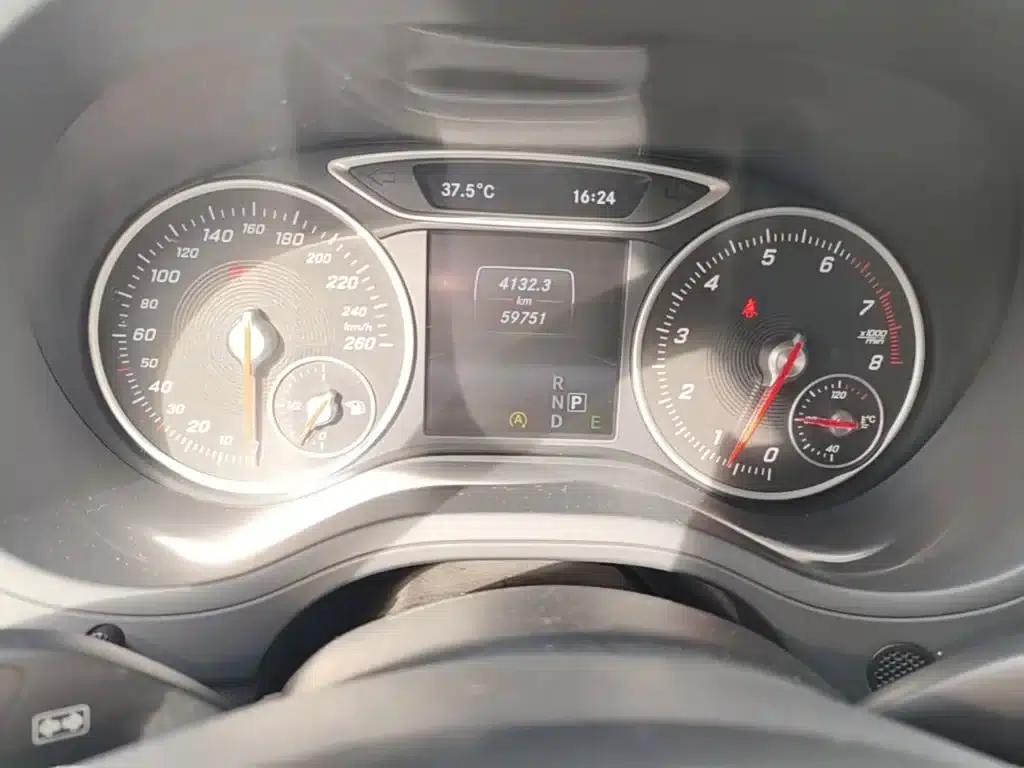 2015 Mercedes-Benz B-Class B 200 Dynamic — миниатюра 12