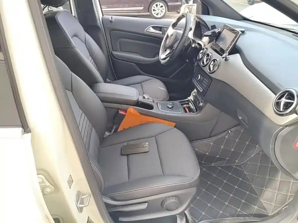 2015 Mercedes-Benz B-Class B 200 Dynamic — миниатюра 25