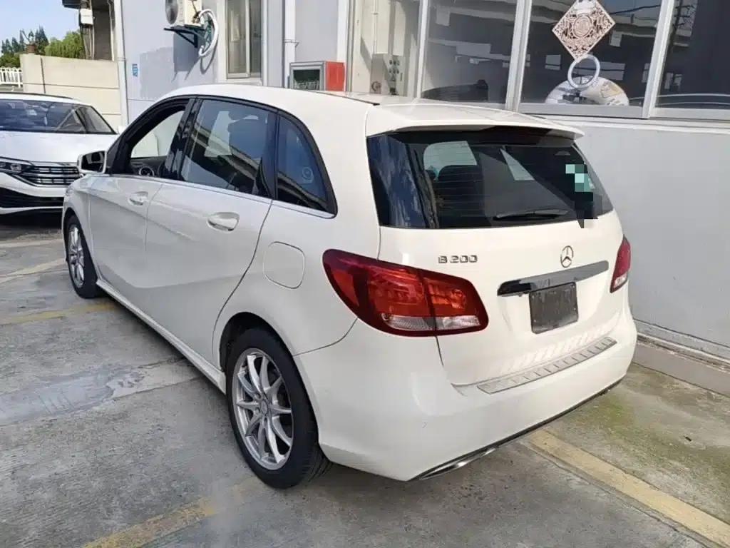 2015 Mercedes-Benz B-Class B 200 Dynamic — миниатюра 5