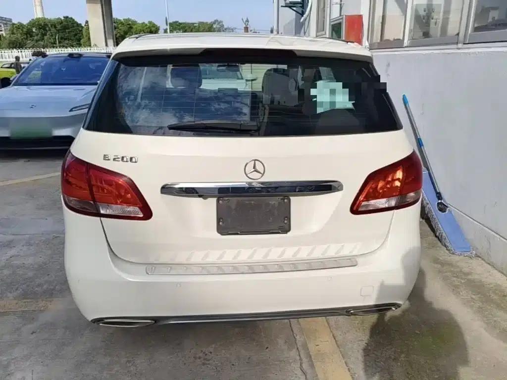 2015 Mercedes-Benz B-Class B 200 Dynamic — миниатюра 6