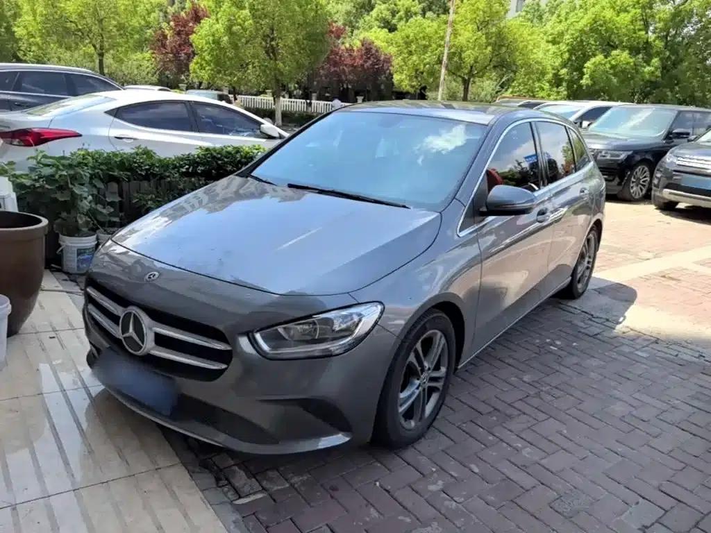 2020 Mercedes-Benz B-Class B 180 — миниатюра 1