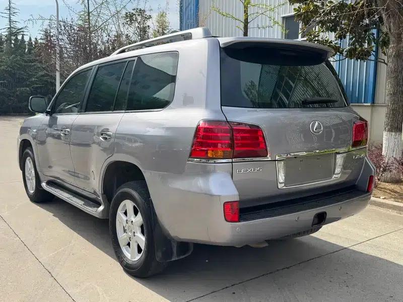 Lexus LX 2008 5.7L Automatic 4WD 8-Seater Parallel Import — миниатюра 4