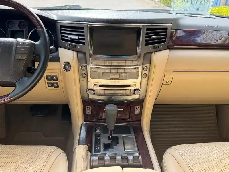 Lexus LX 2008 5.7L Automatic 4WD 8-Seater Parallel Import — миниатюра 7