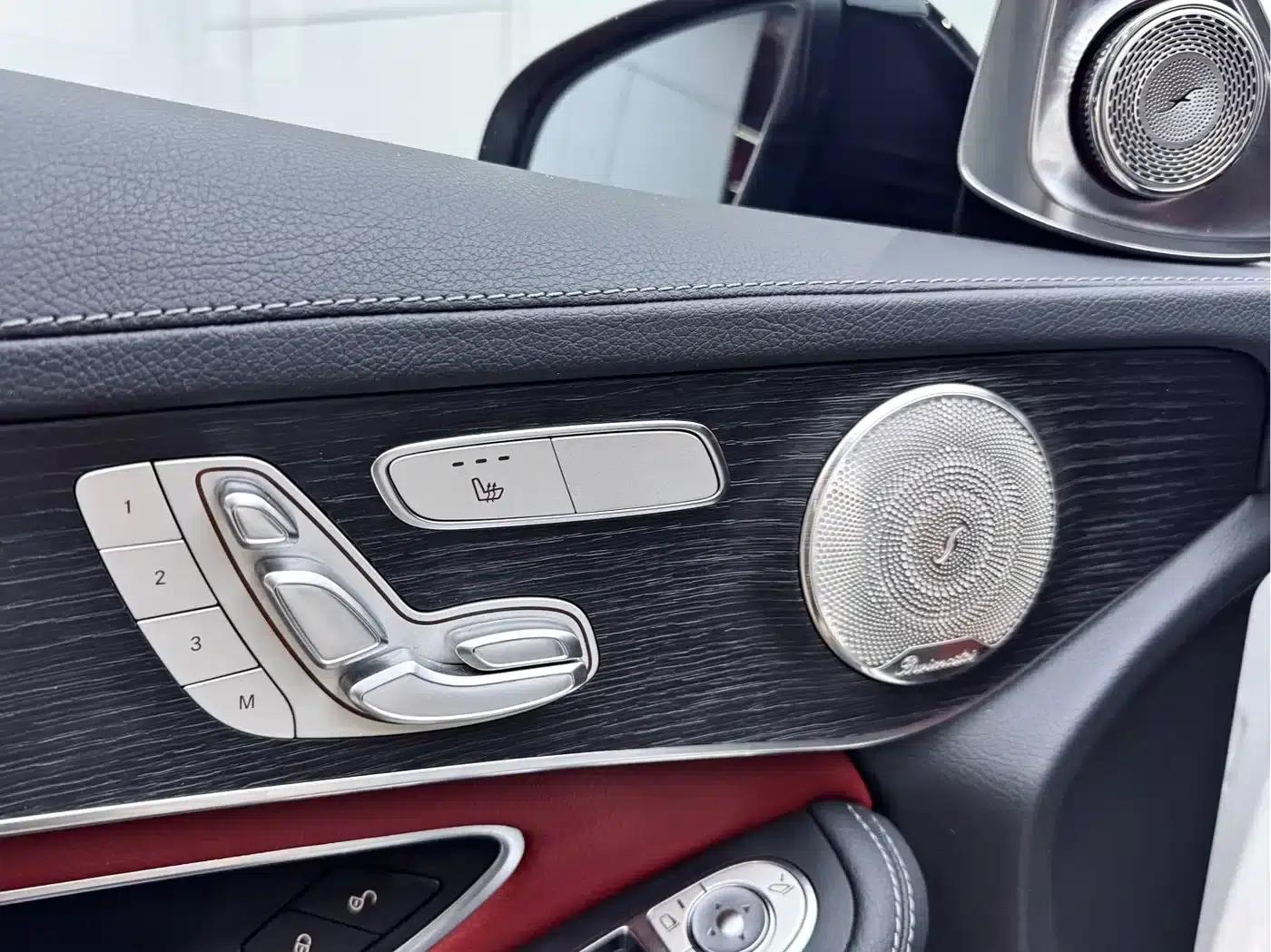 2023 Mercedes-Benz GLC Coupe, GLC 300 4MATIC Coupe SUV — миниатюра 11