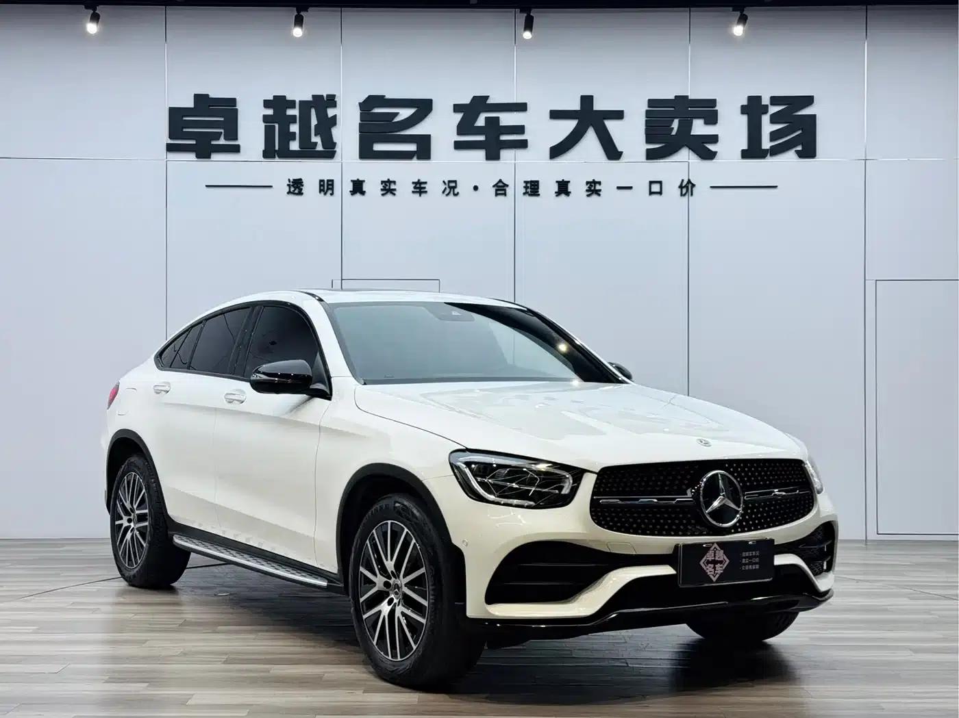 2023 Mercedes-Benz GLC Coupe, GLC 300 4MATIC Coupe SUV — миниатюра 3
