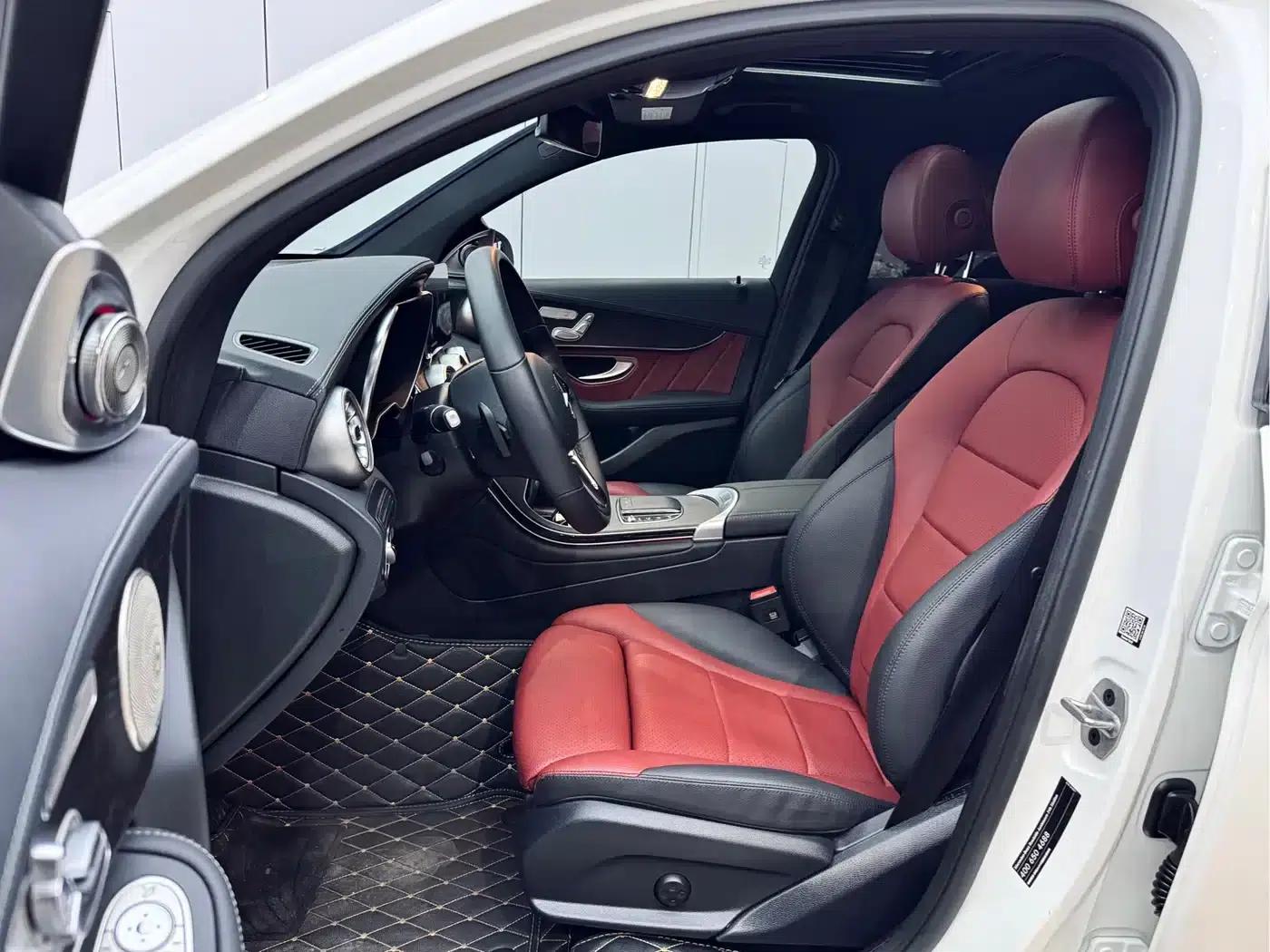 2023 Mercedes-Benz GLC Coupe, GLC 300 4MATIC Coupe SUV — миниатюра 9