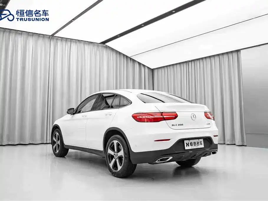 Mercedes-Benz GLC Coupe 2019 GLC 200 4MATIC Coupe SUV — миниатюра 7