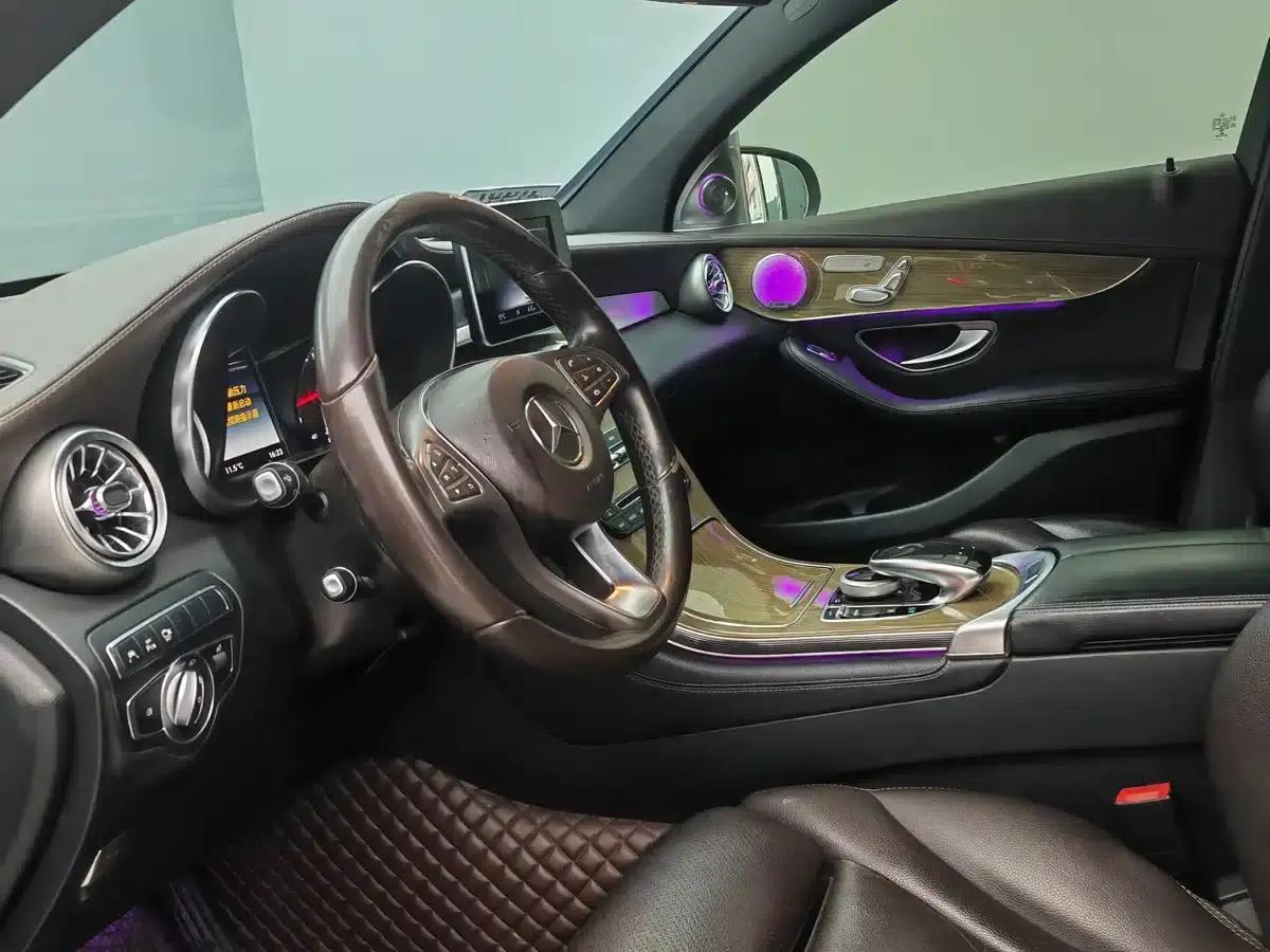 2018 Mercedes-Benz GLC Coupe, GLC 260 4MATIC Coupe SUV — миниатюра 14