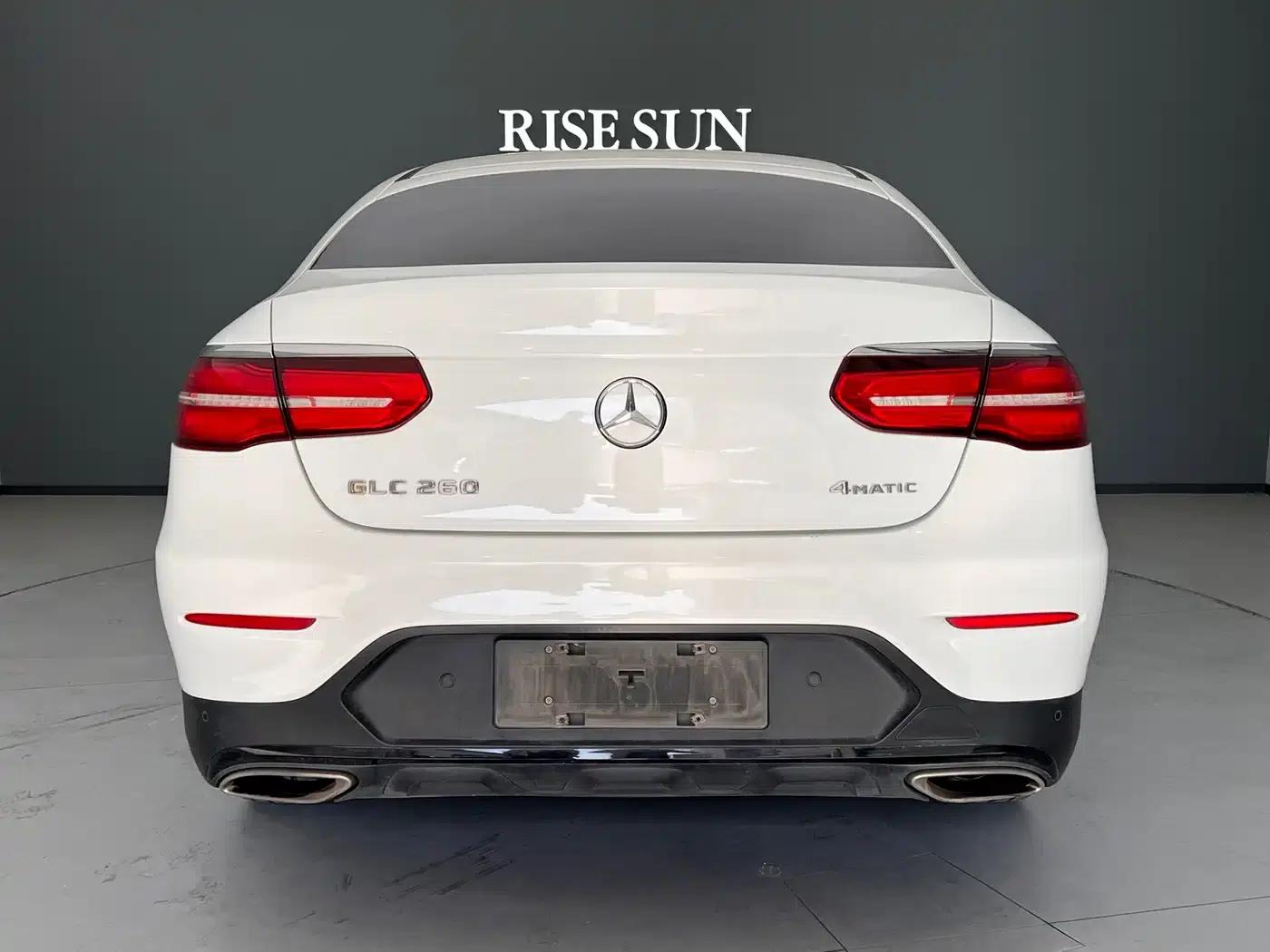 2018 Mercedes-Benz GLC Coupe, GLC 260 4MATIC Coupe SUV — миниатюра 9