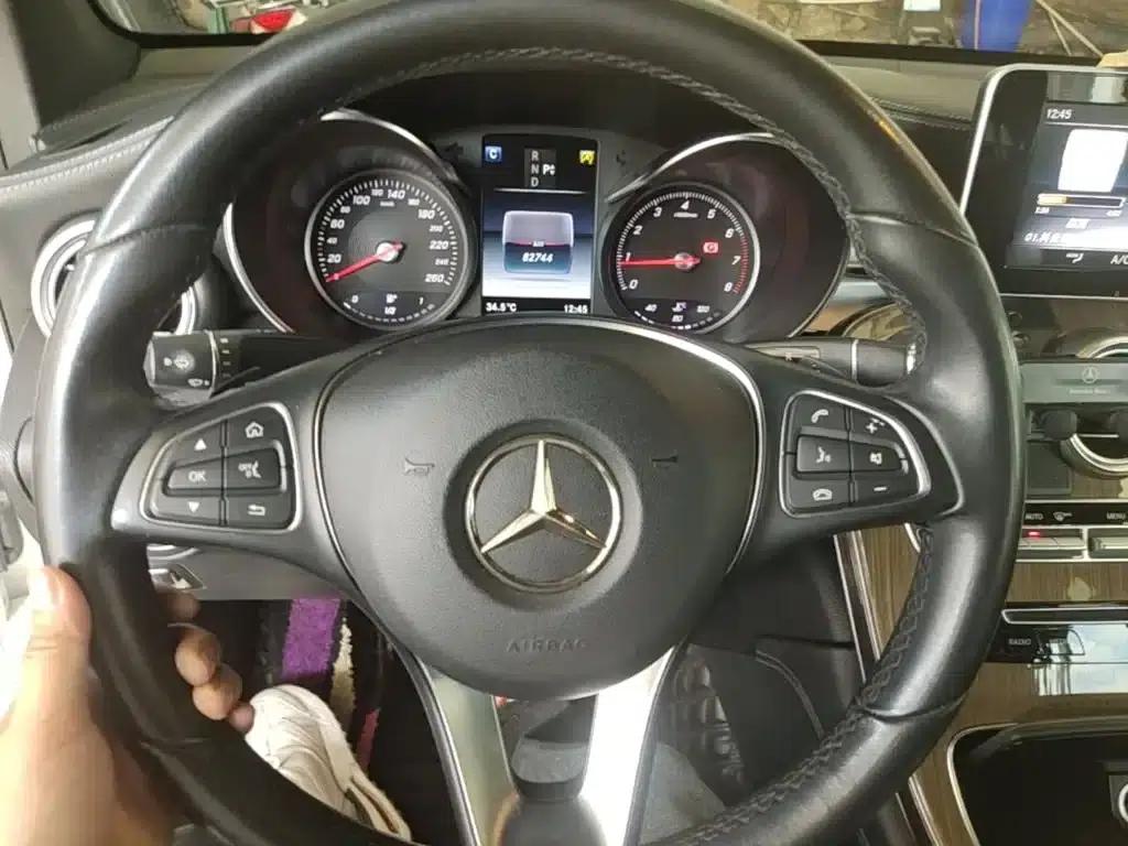 2018 Mercedes-Benz GLC Coupe, GLC 260 4MATIC Coupe SUV — миниатюра 11