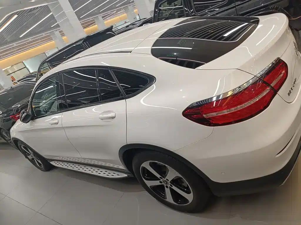 2017 Mercedes-Benz GLC Coupe, GLC 200 4MATIC Coupe SUV — миниатюра 4