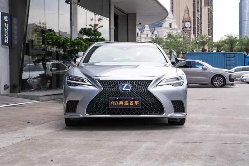 Lexus LS 2021 500h Premium Edition — миниатюра 2