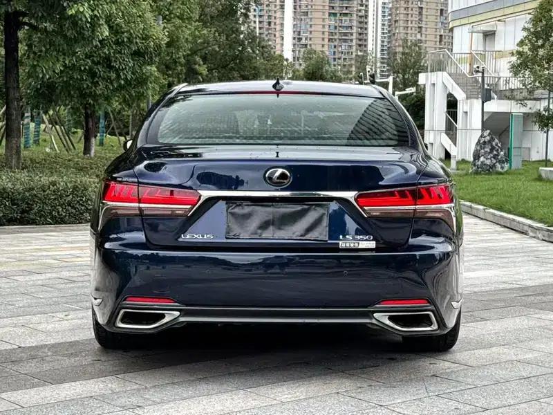 Lexus LS 2018 350 Luxury Edition (China VI Emission Standard) — миниатюра 5