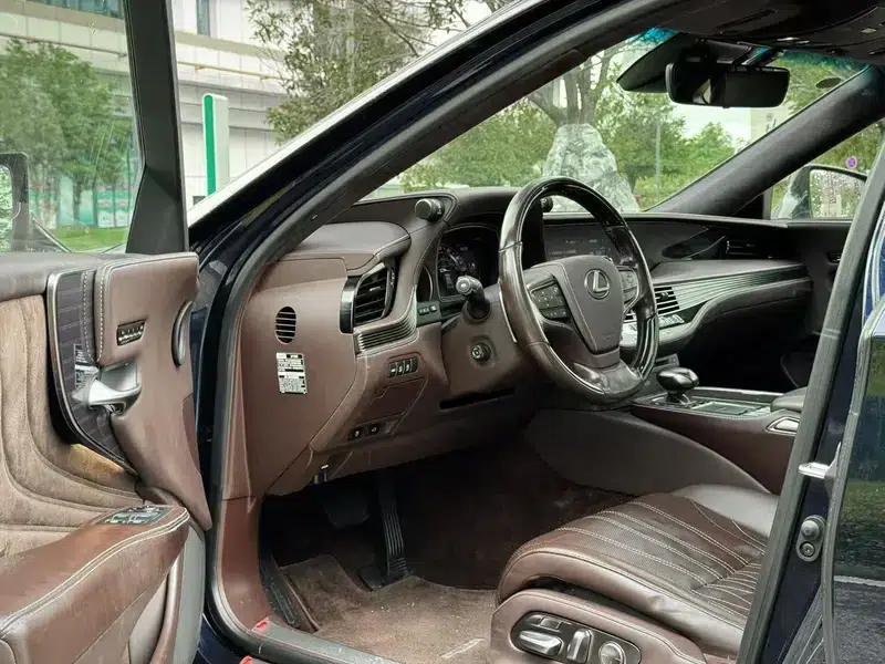 Lexus LS 2018 350 Luxury Edition (China VI Emission Standard) — миниатюра 9