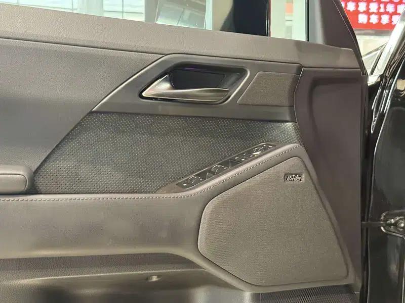 Lexus GX 2024 550h Overtrail Peak Edition — миниатюра 8