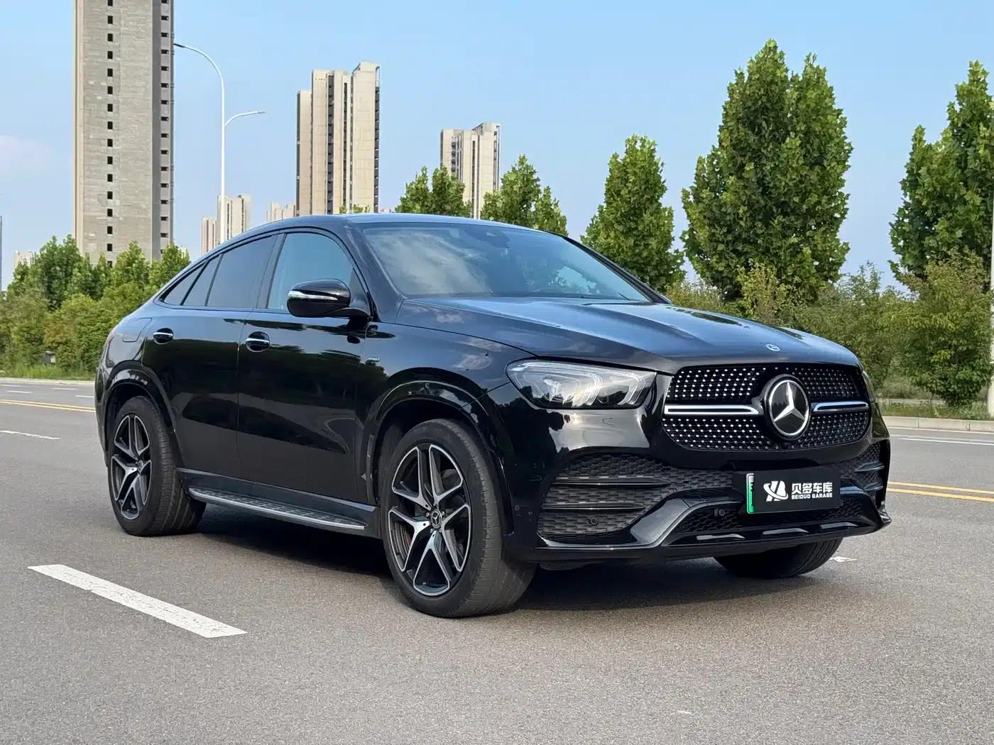 Mercedes-Benz GLE Coupe 2021 GLE 350 e 4MATIC Coupe SUV — миниатюра 3
