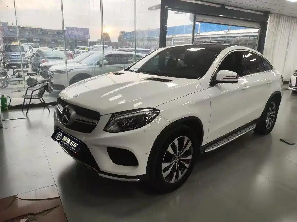 2017 Mercedes-Benz GLE Coupe, GLE 400 4MATIC Coupe SUV — миниатюра 1