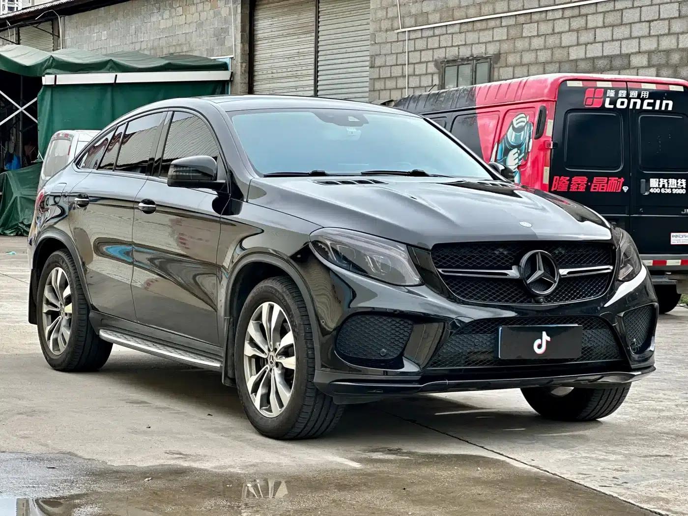 2015 Mercedes-Benz GLE Coupe, GLE 400 4MATIC Coupe SUV — миниатюра 3