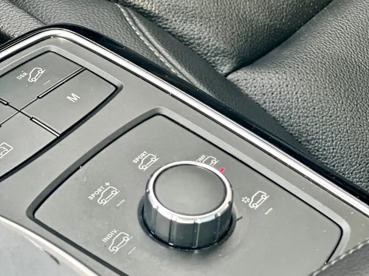2015 Mercedes-Benz GLE Coupe, GLE 400 4MATIC Coupe SUV — миниатюра 37