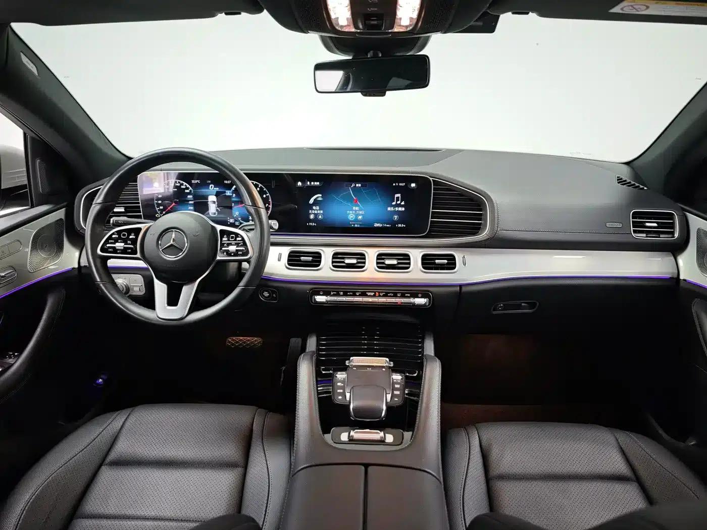 2020 Mercedes-Benz GLE Coupe, GLE 350 4MATIC Coupe SUV Luxury Model — миниатюра 13