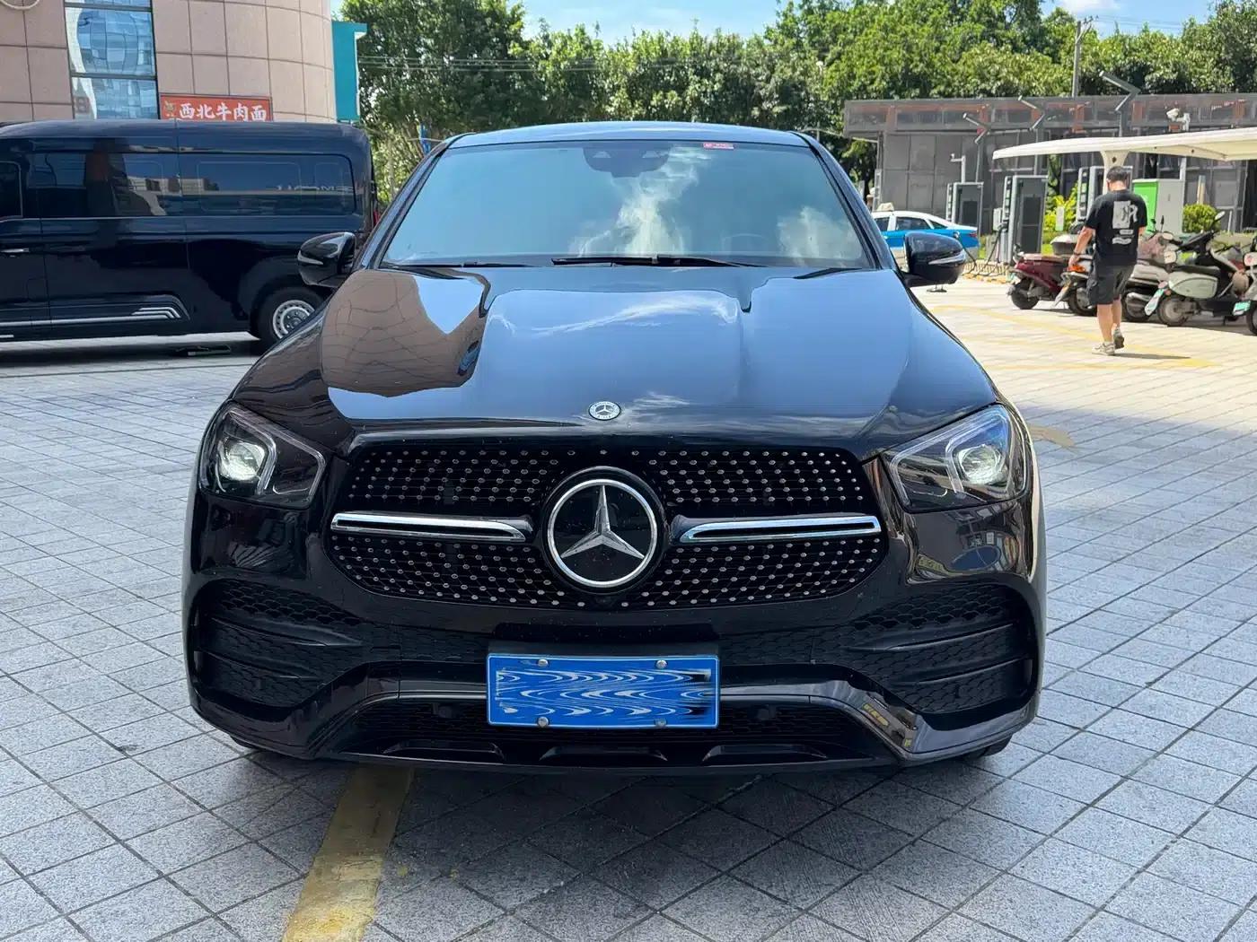 2020 Mercedes-Benz GLE Coupe, GLE 450 4MATIC Coupe SUV Luxury Model — миниатюра 2