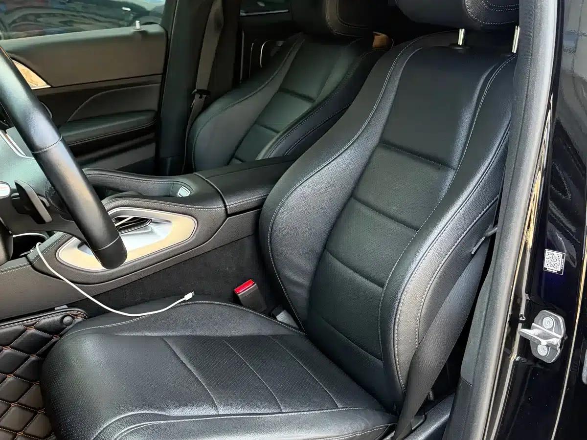 2020 Mercedes-Benz GLE Coupe, GLE 450 4MATIC Coupe SUV Luxury Model — миниатюра 3