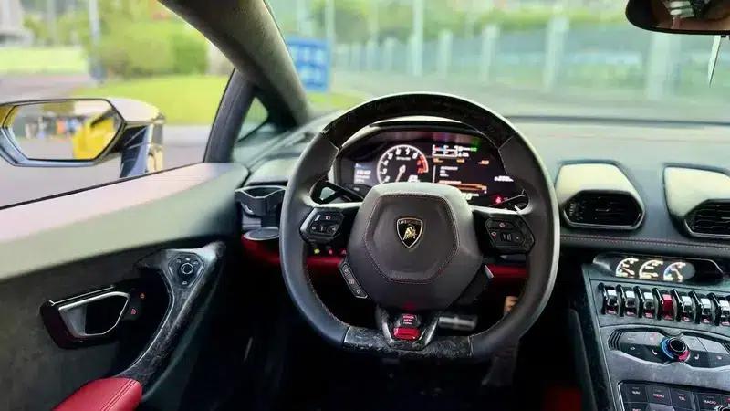 Huracán 2016 Huracán RWD Coupe — миниатюра 8