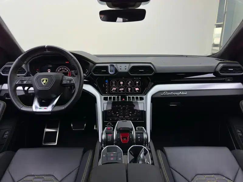 2021 Urus 4.0T V8 — миниатюра 13