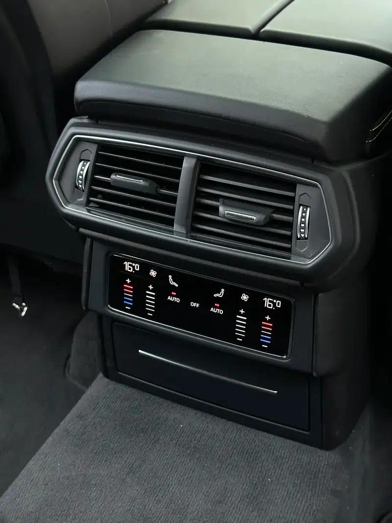 2021 Urus 4.0T V8 — миниатюра 9