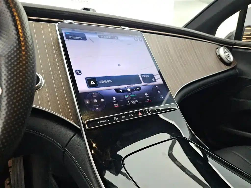 Mercedes-Benz EQE 2022 350 Luxury Edition — миниатюра 12