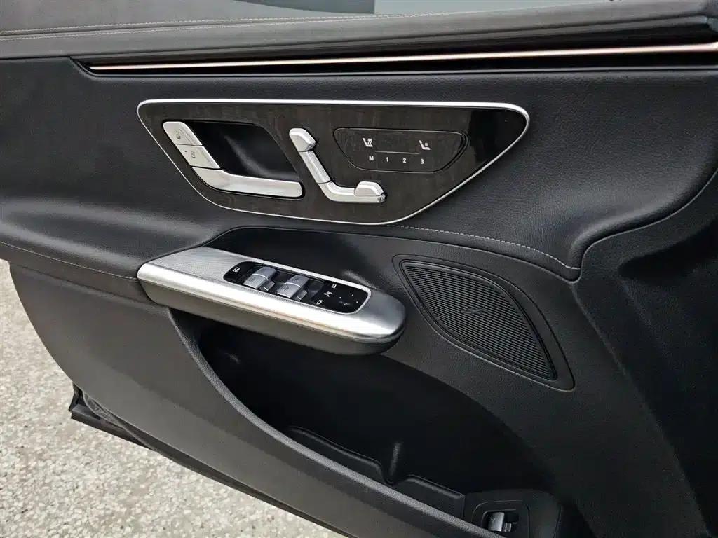 Mercedes-Benz EQE 2022 350 Luxury Edition — миниатюра 10
