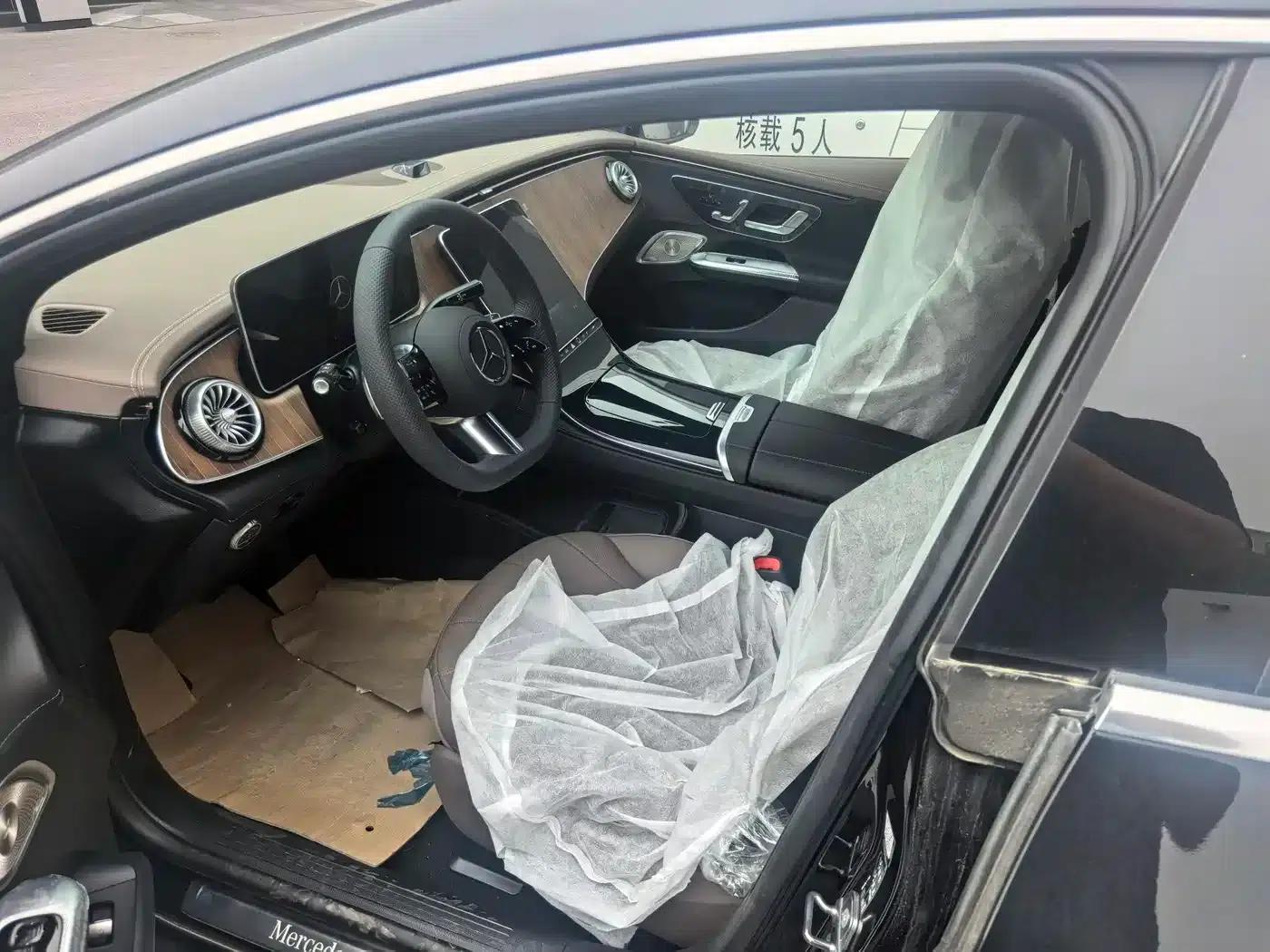 Mercedes-Benz EQE 2025 500 4MATIC Pioneer Edition — миниатюра 2