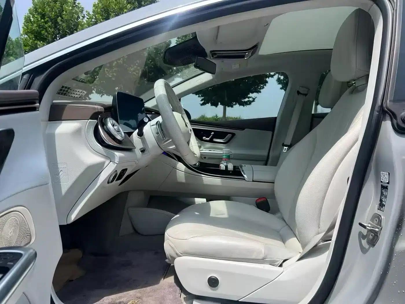 Mercedes-Benz EQE 2022 350 Luxury Edition — миниатюра 4