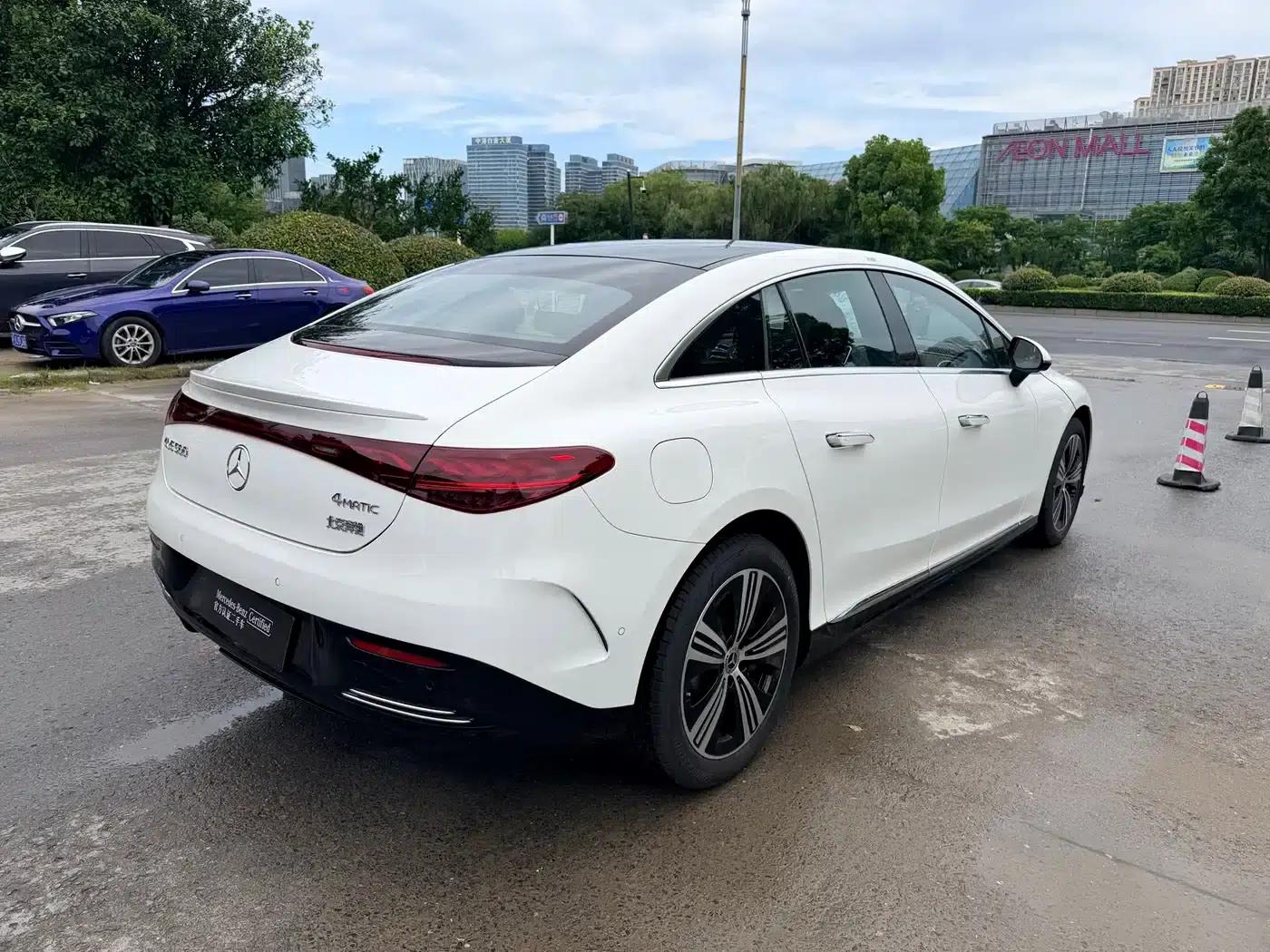 Mercedes-Benz EQE 2025 500 4MATIC Luxury Edition — миниатюра 14