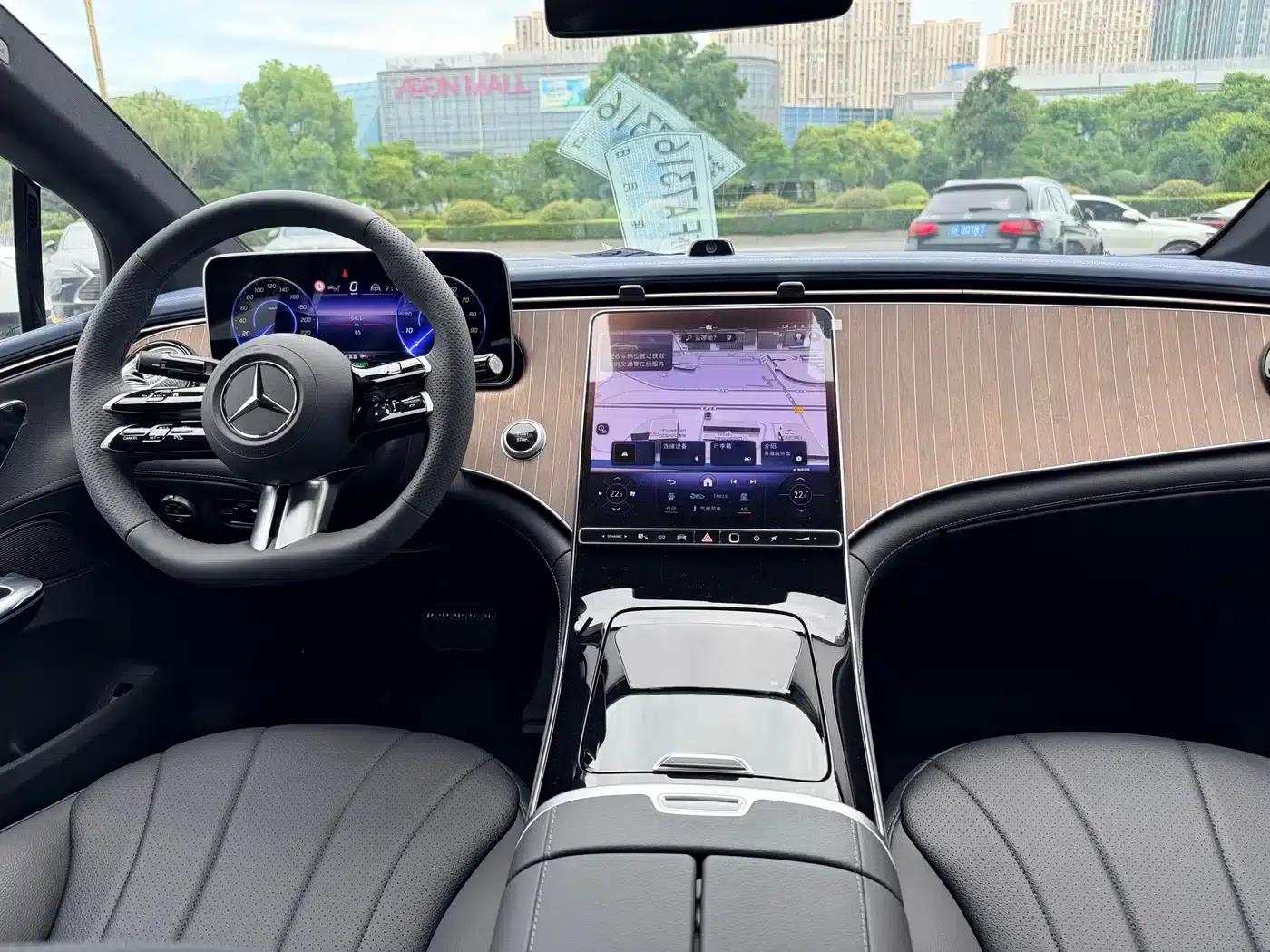 Mercedes-Benz EQE 2025 500 4MATIC Luxury Edition — миниатюра 8