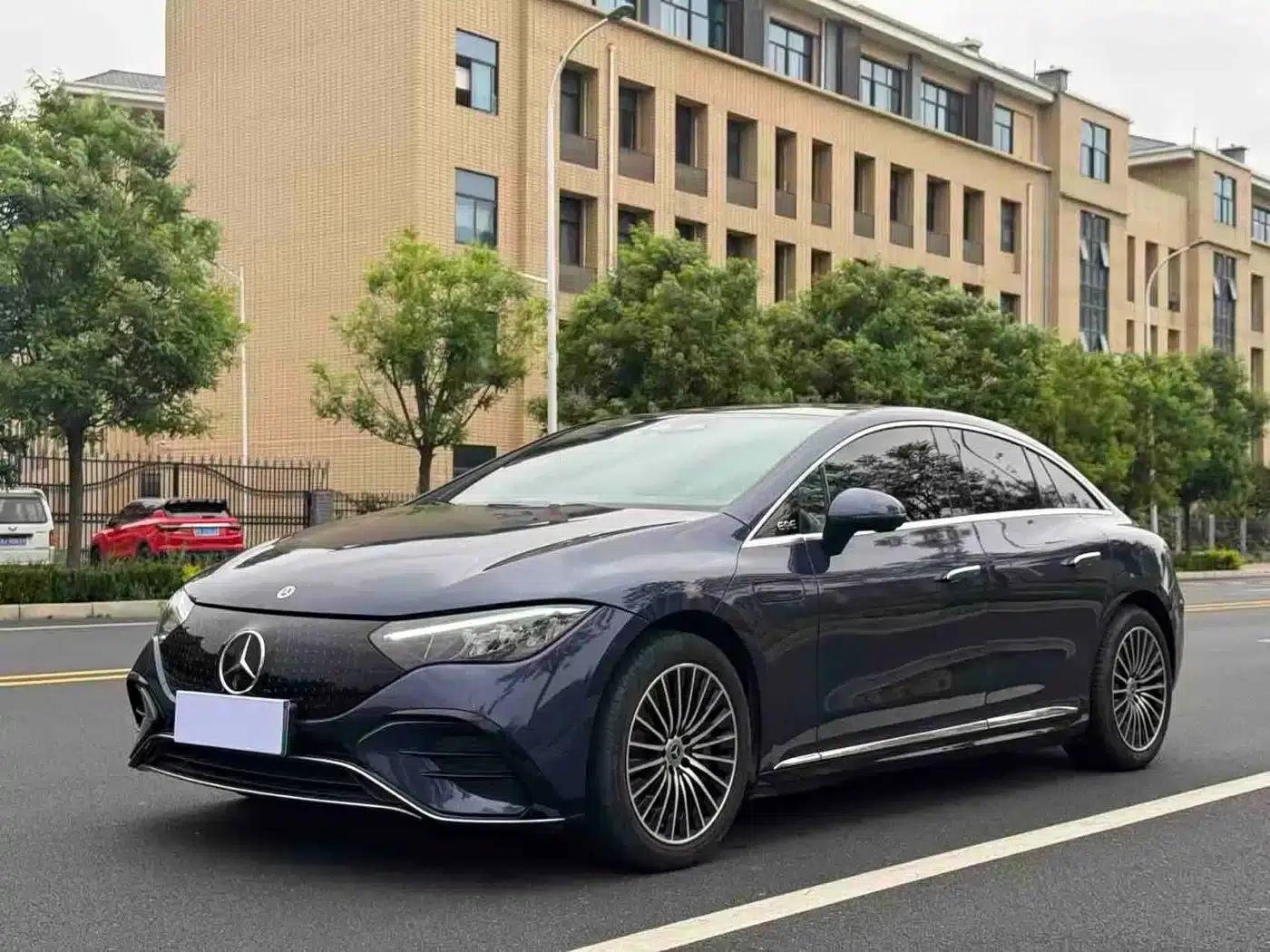 Mercedes-Benz EQE 2022 350 Luxury Edition — миниатюра 1