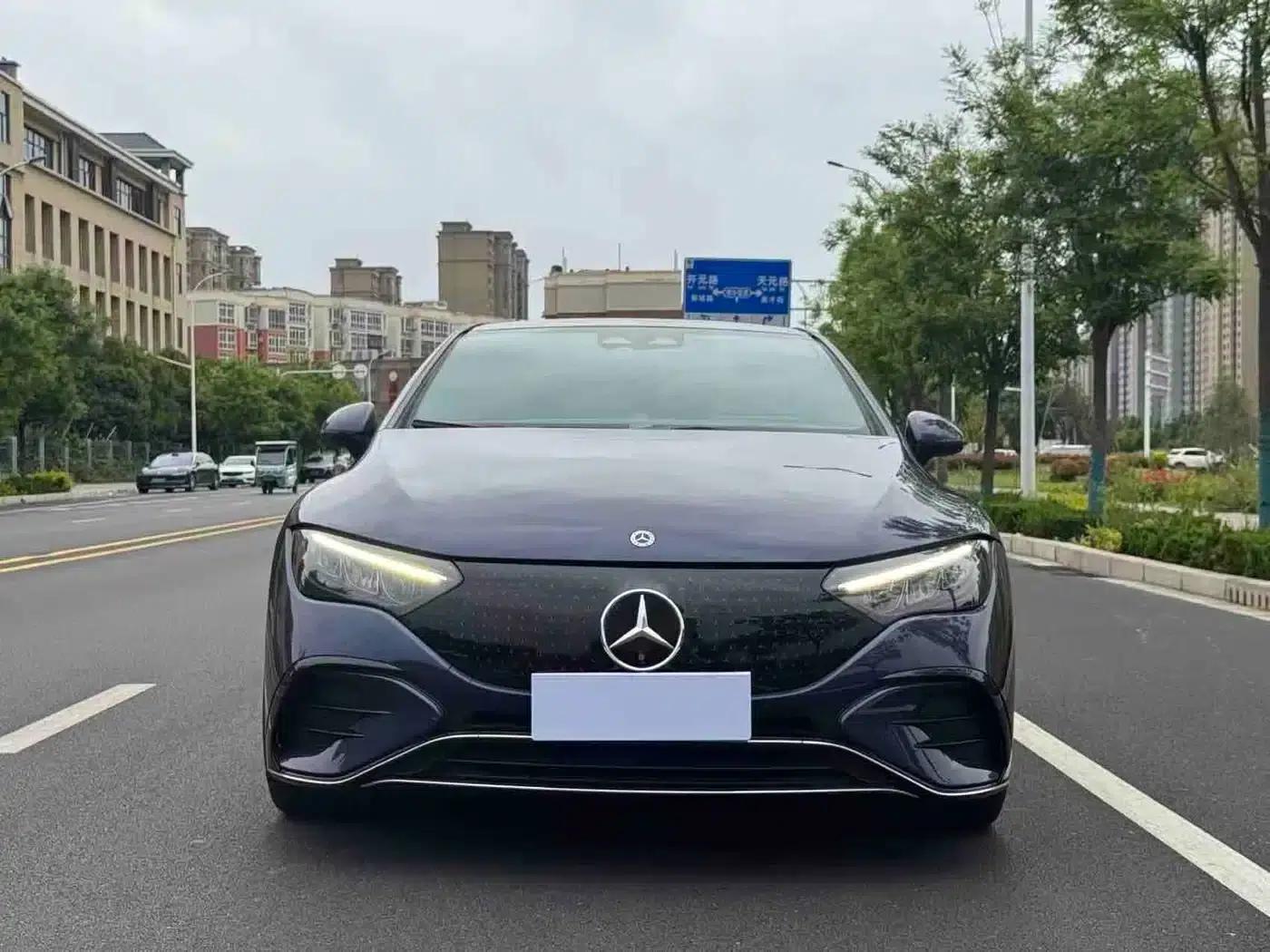 Mercedes-Benz EQE 2022 350 Luxury Edition — миниатюра 2