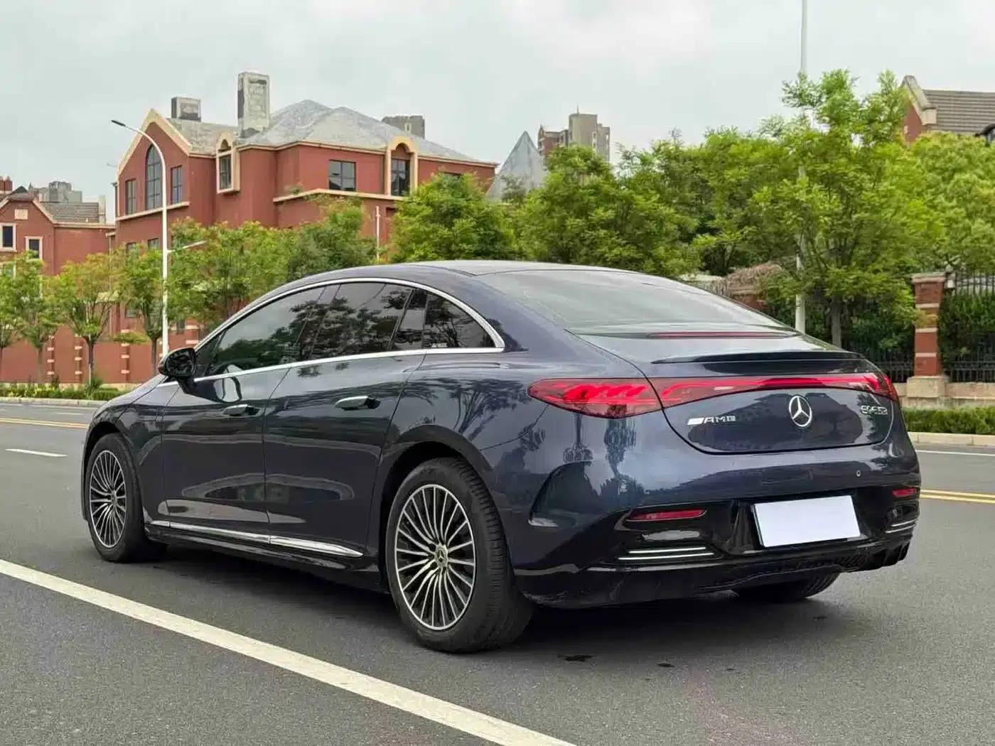 Mercedes-Benz EQE 2022 350 Luxury Edition — миниатюра 7