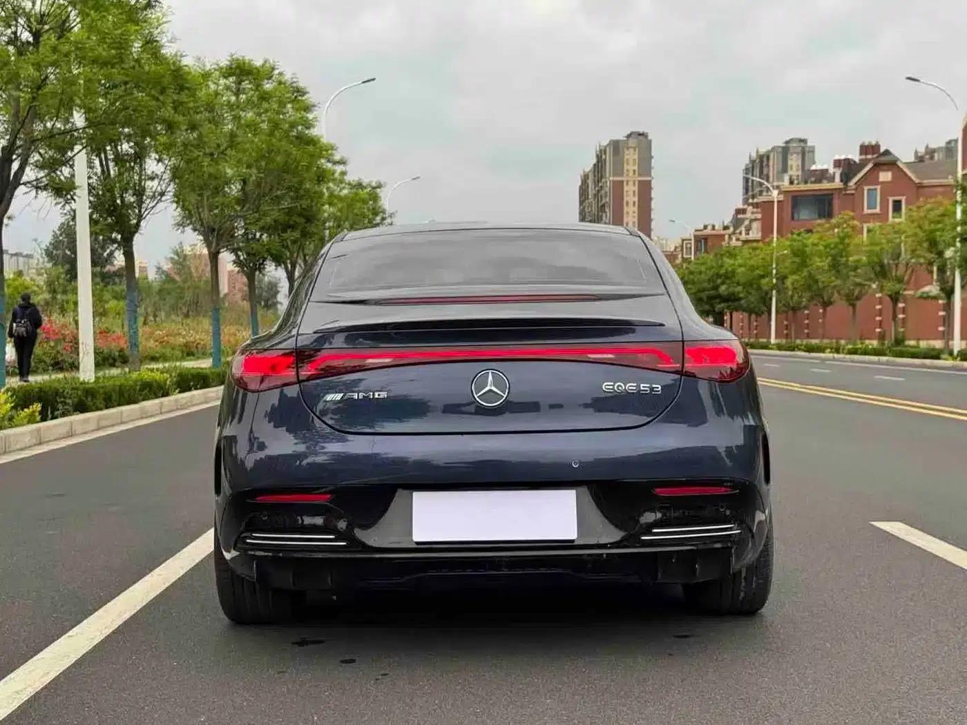 Mercedes-Benz EQE 2022 350 Luxury Edition — миниатюра 8