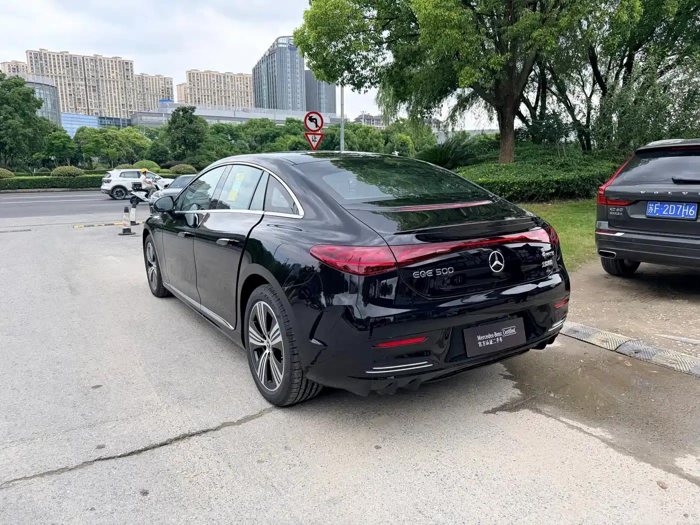Mercedes-Benz EQE 2025 500 4MATIC Pioneer Edition — миниатюра 12