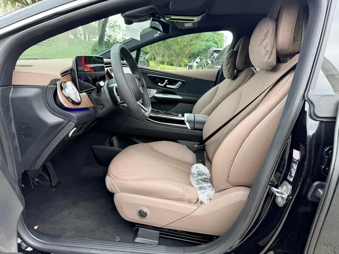 Mercedes-Benz EQE 2025 500 4MATIC Pioneer Edition — миниатюра 5