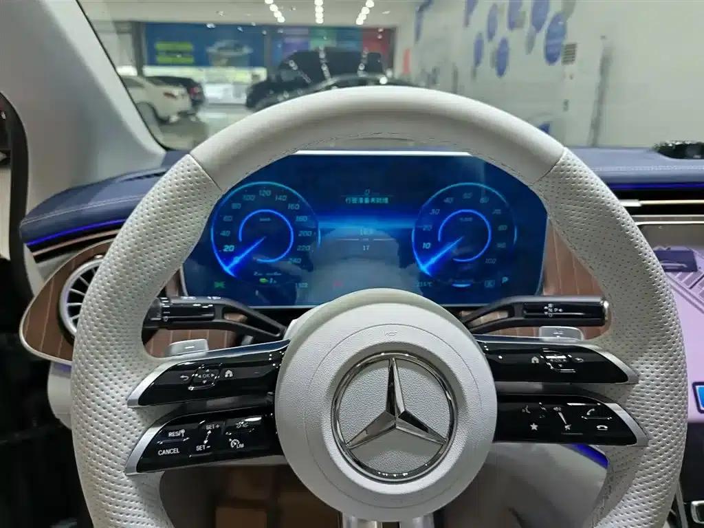 Mercedes-Benz EQE 2025 500 4MATIC Pioneer Edition — миниатюра 9