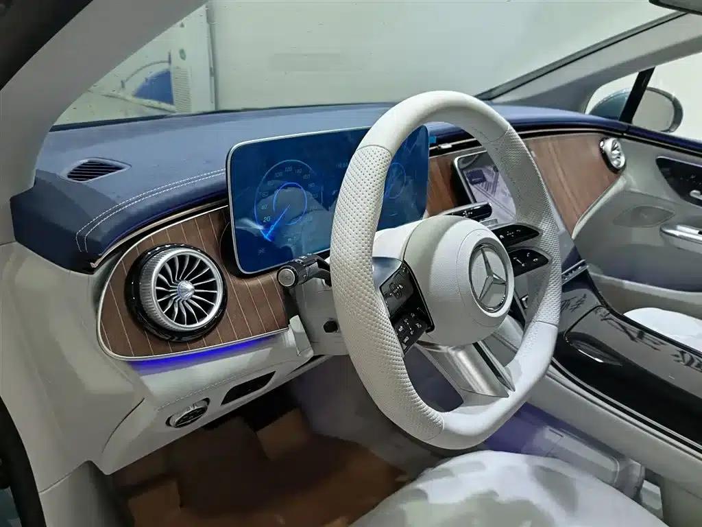 Mercedes-Benz EQE 2025 500 4MATIC Pioneer Edition — миниатюра 10