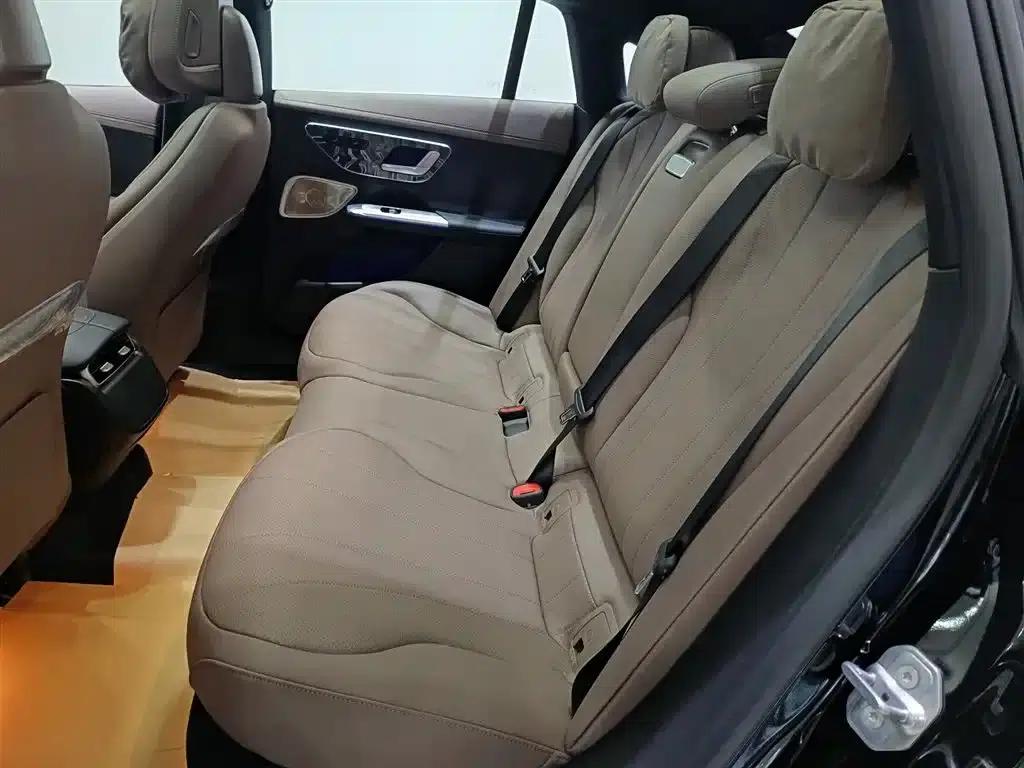 Mercedes-Benz EQE 2025 500 4MATIC Pioneer Edition — миниатюра 13